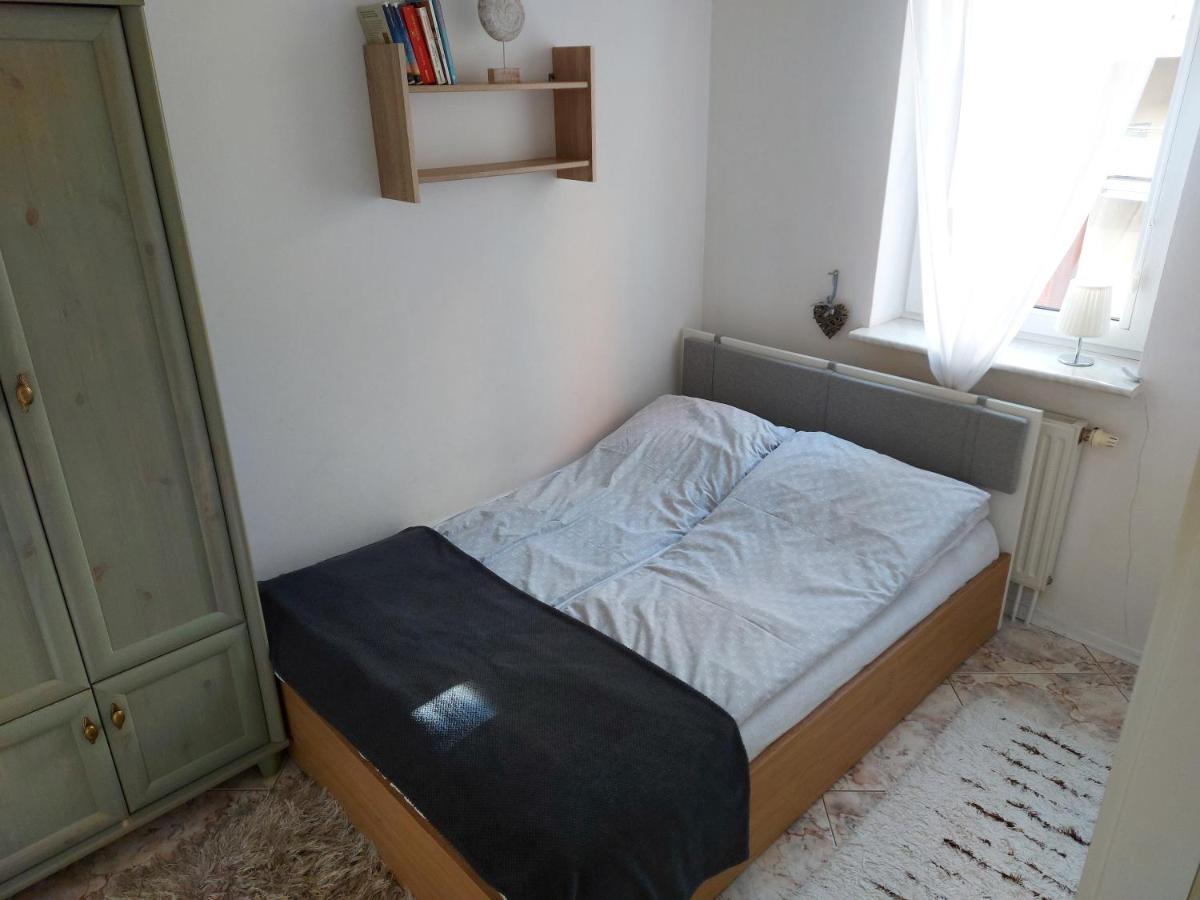 Apartament Portowy Z Garazem, Ul Towarowa Kołobrzeg Esterno foto