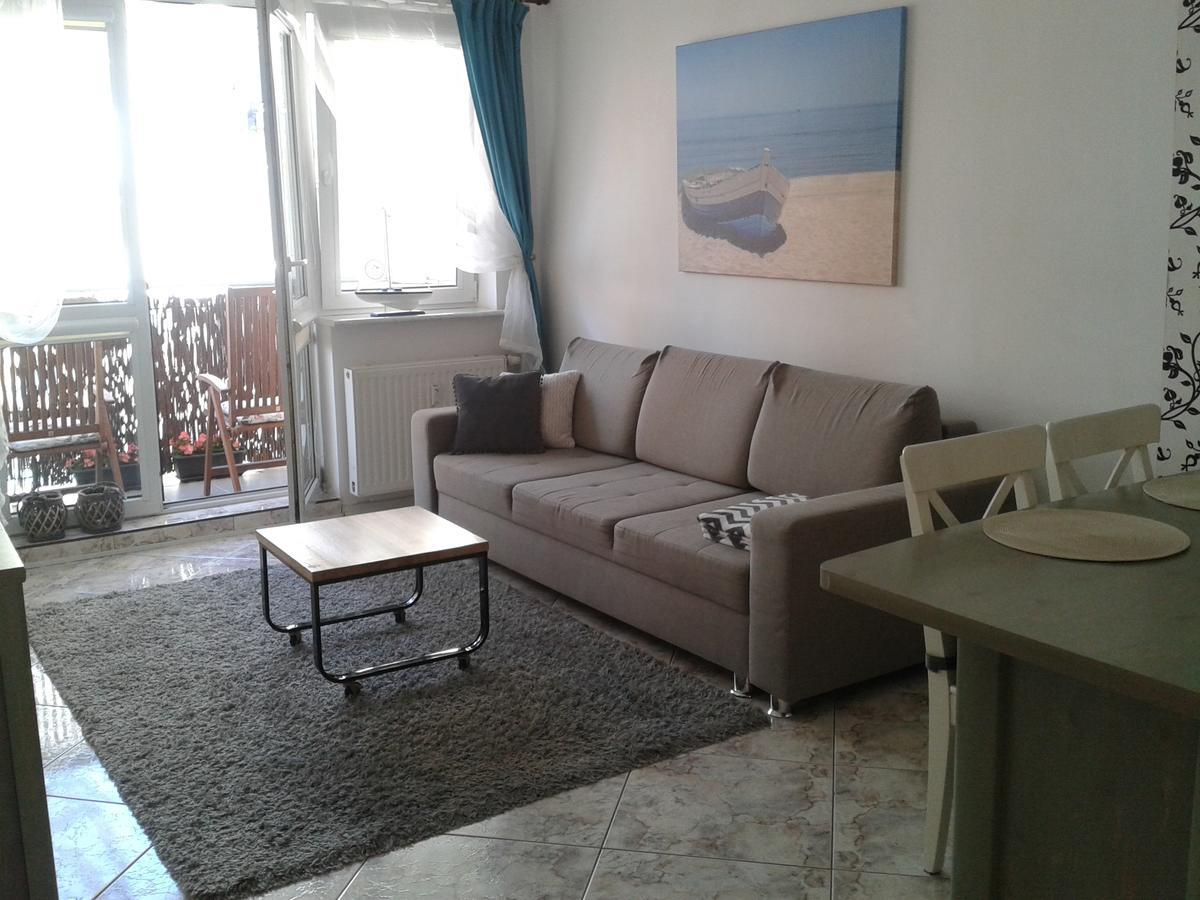 Apartament Portowy Z Garazem, Ul Towarowa Kołobrzeg Esterno foto