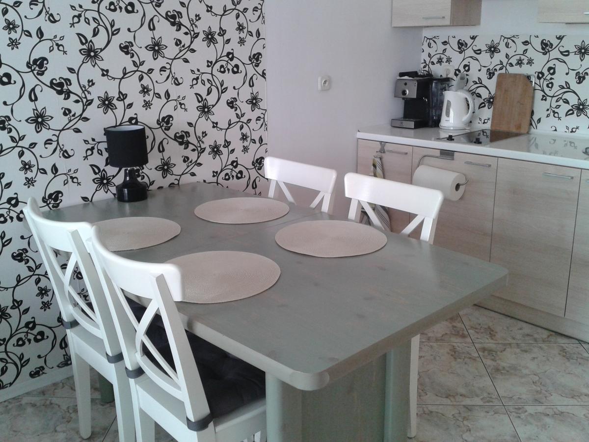 Apartament Portowy Z Garazem, Ul Towarowa Kołobrzeg Esterno foto